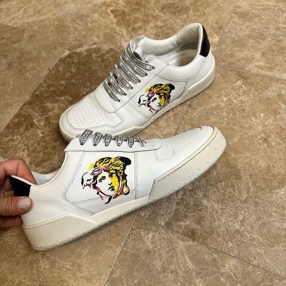 Versace sneakers . 100% authentic. - Picture 7 of 10